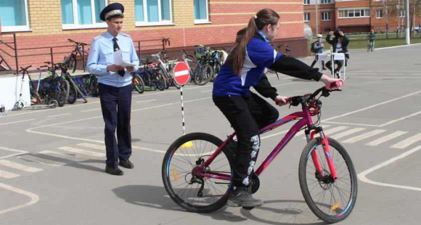 В Йошкар-Оле подростки проверили свои знания правил дорожного движения