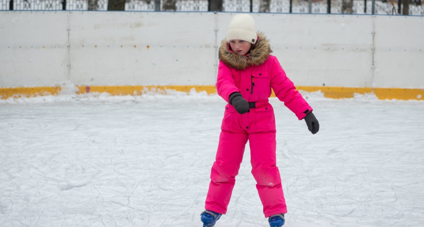 В выходные жителей Йошкар-Олы бесплатно научат кататься на коньках