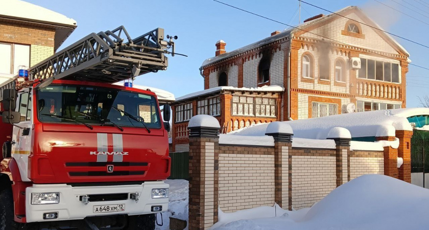 В Рождество житель Медведевского района погиб на пожаре в собственном доме