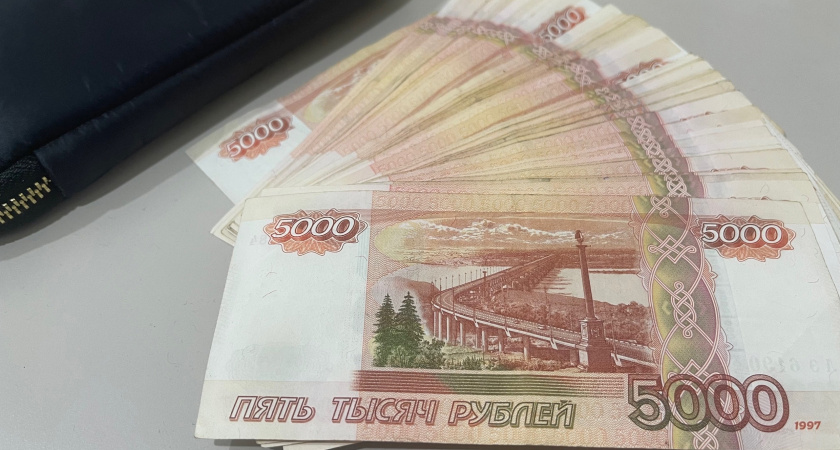 Жительница Медведевского района принесла в банк фальшивую купюру