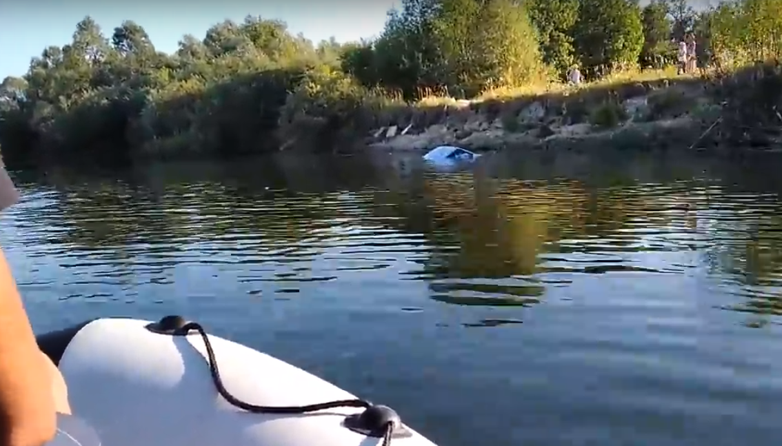 В Марий Эл в реке Илеть нашли "подводную лодку"