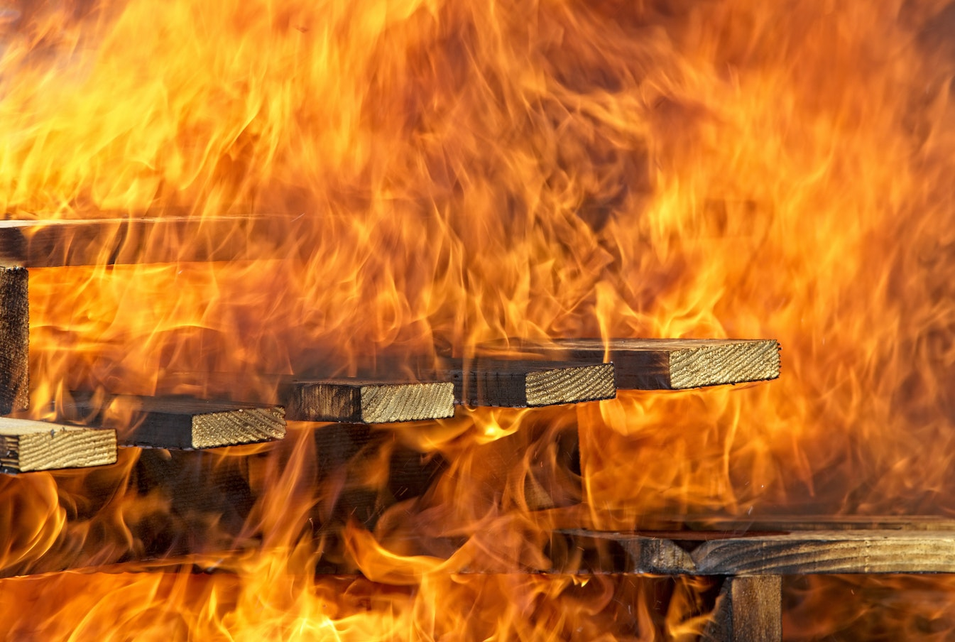 Смертельный огонь: в пожаре погибла йошкаролинка