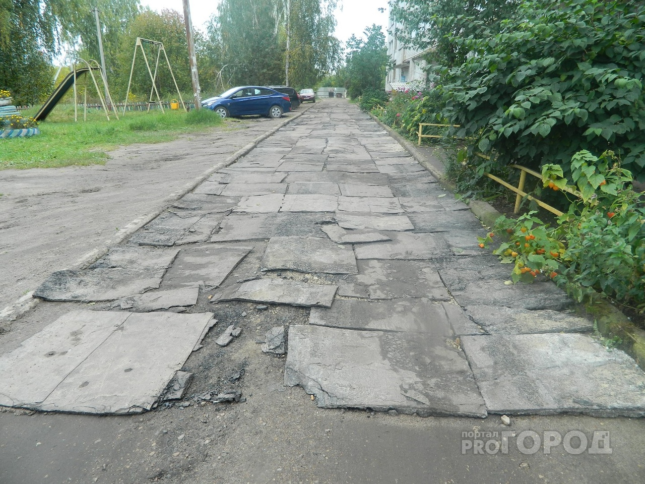 Фото дня: В Йошкар-Оле чудным образом отремонтировали тротуар
