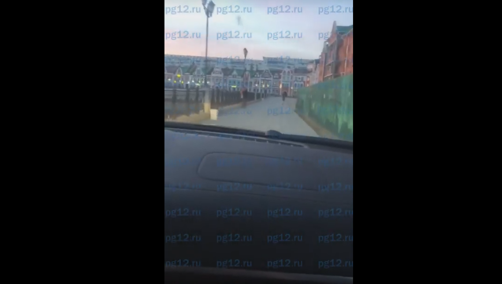 «Плевать на все»: йошкаролинец прокатился по набережной на Porsche (ВИДЕО)