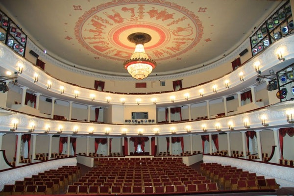 Обновленный театр Шкетана открывает сезон к своему столетнему юбилею