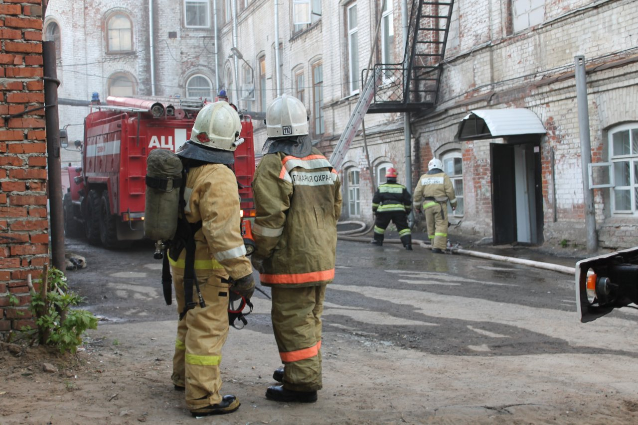 Появились подробности пожара на кухне, где пострадали трое жителей Марий Эл
