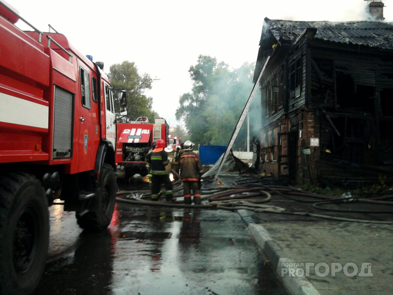 В Йошкар-Оле пожарные дважды выезжали на тушение частного дома