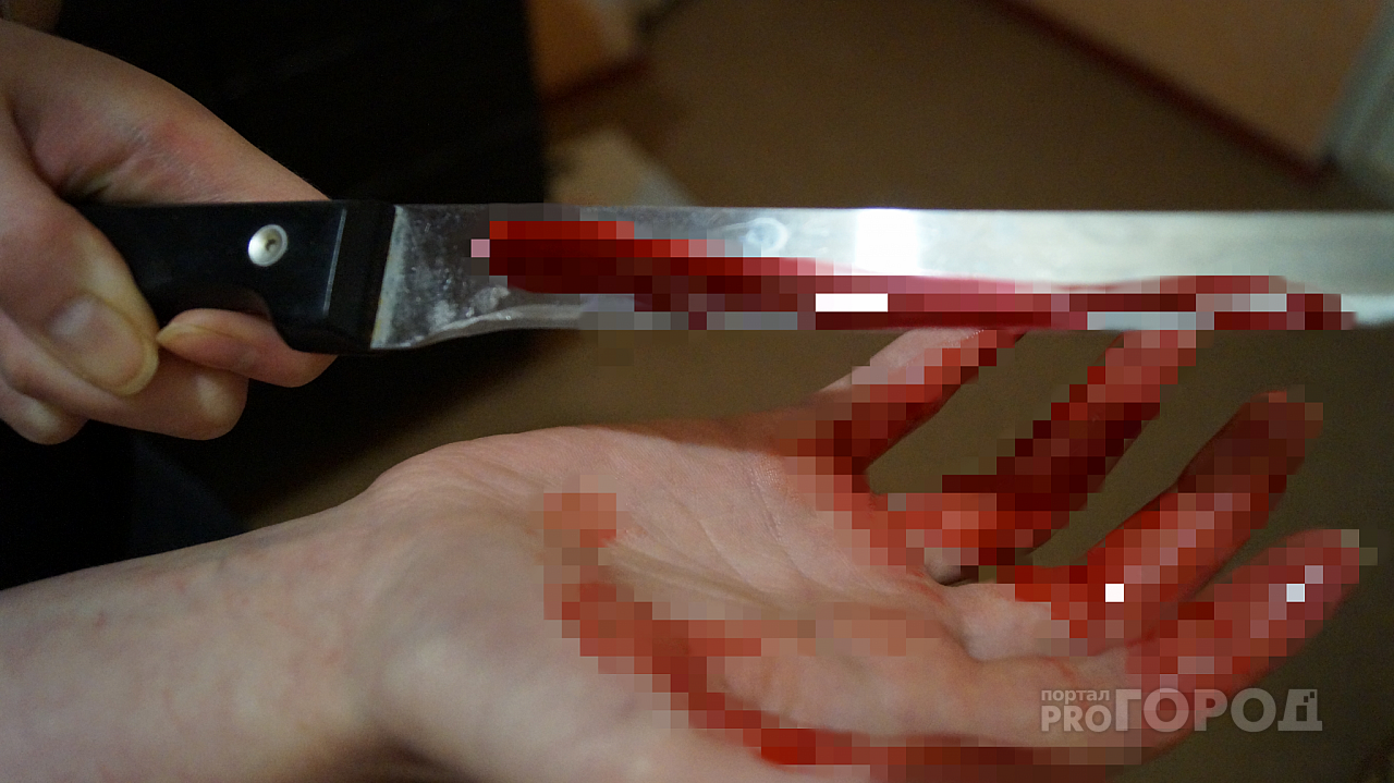 «Я не хочу больше с тобой разговаривать»: ревнивая жительница Марий Эл порезала своего парня ножом