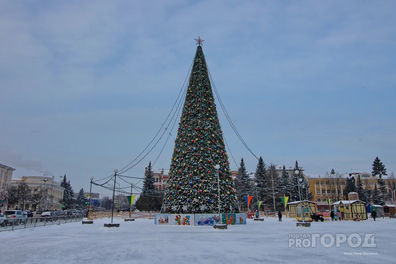 Йошкар-Ола входит в ТОП-20 в России по высоте новогодней елки
