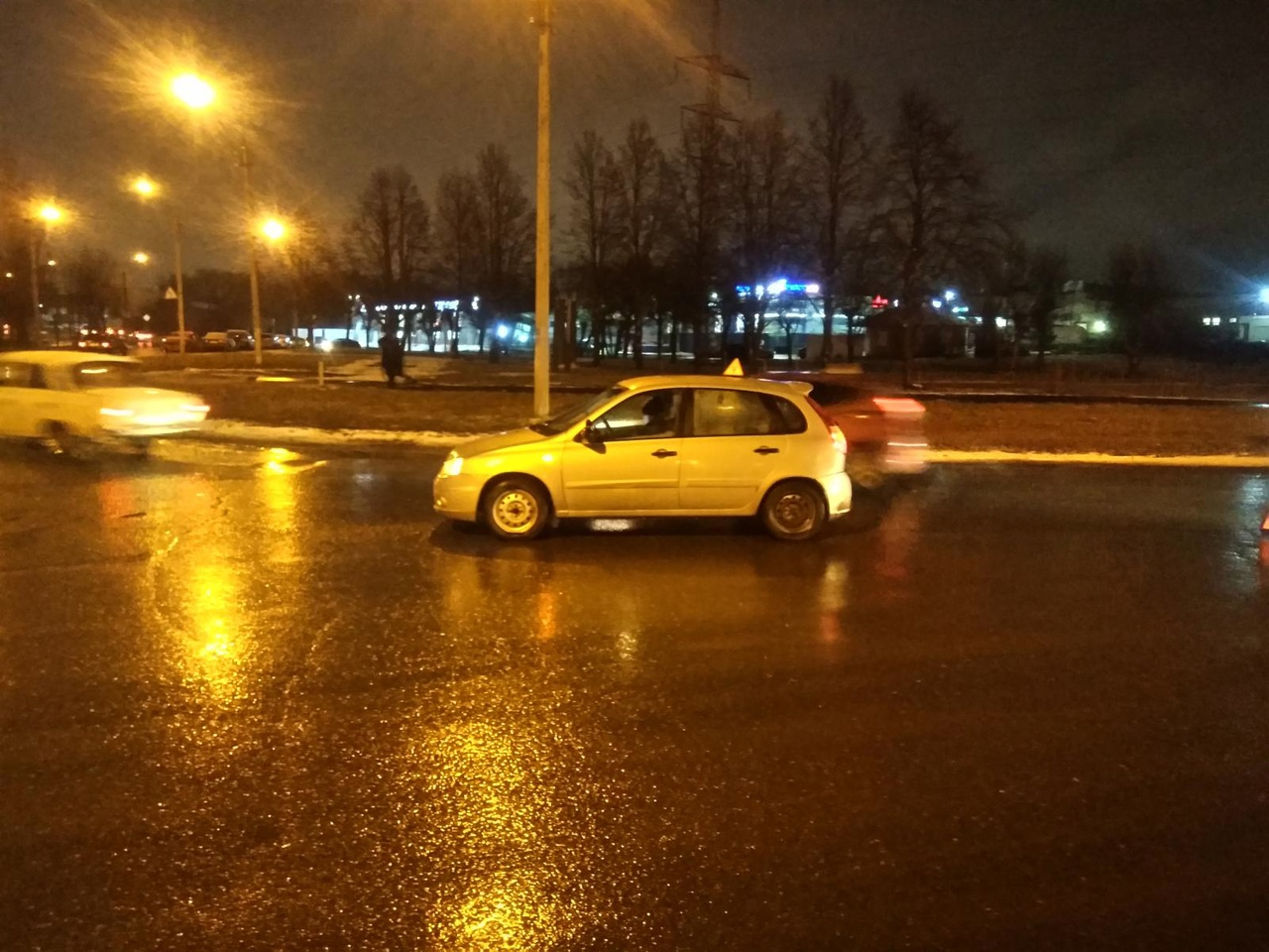 Разбил машину и скрылся: ГИБДД Йошкар-Олы ищет очевидцев  ДТП