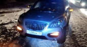 Жительница Медведевского района проигнорировала пешеходный переход и угодила под колеса иномарки 