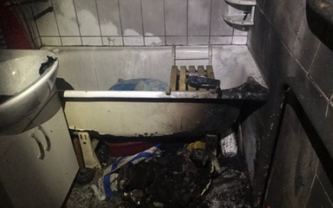 В Йошкар-Оле курение в ванной привело к эвакуации всего дома