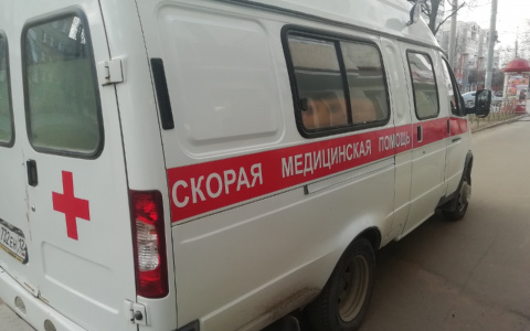 В Йошкар-Оле мужчина умер на крыльце приемного покоя скорой помощи