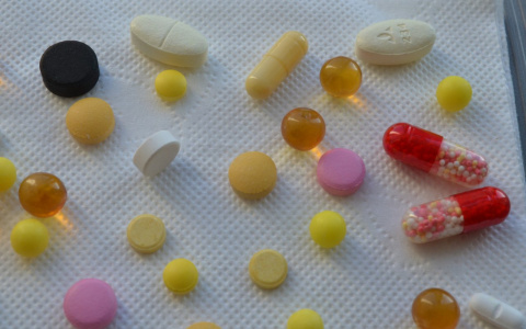 «80 таблеток в день»: йошкаролинка лечит мужа «пилюлями от рака» из Интернета