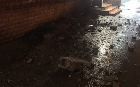 В Йошкар-Оле балкон рухнул на пешеходную дорожку